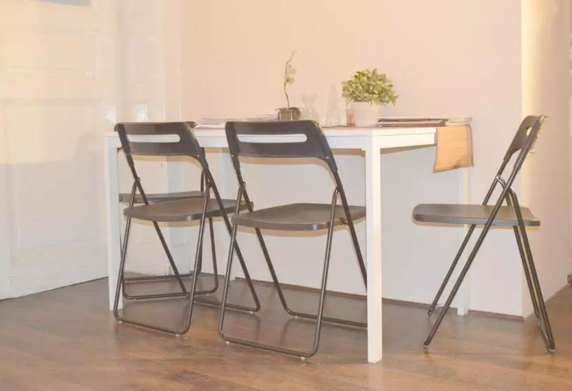 Majatalo Artist Guest House