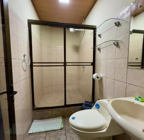 پانسیون Casa Quepos