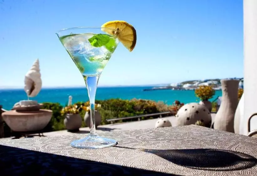 Majatalo Crystal Lagoon Lodge