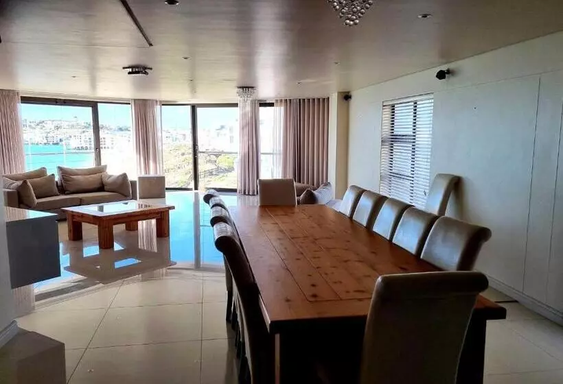 Majatalo Crystal Lagoon Lodge