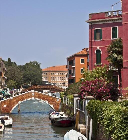 پانسیون Rio Venice