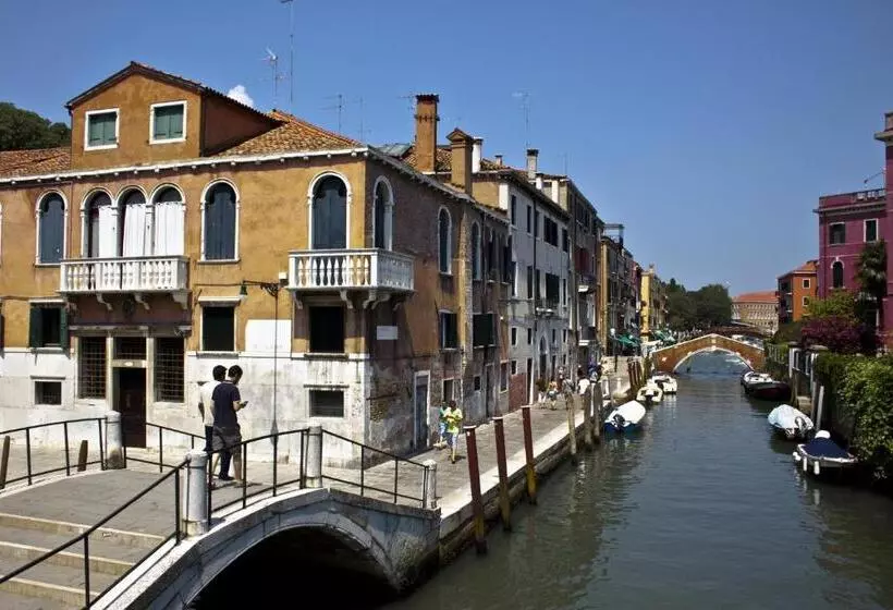 پانسیون Rio Venice