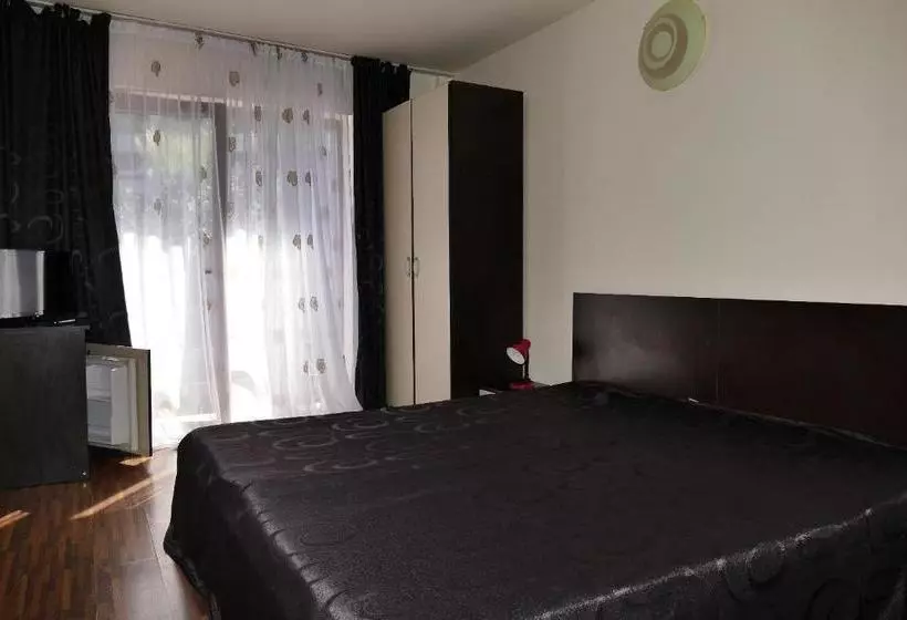 Pensiunea Pinul Negru