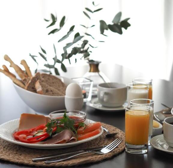 Brattvåg Fjordhotell