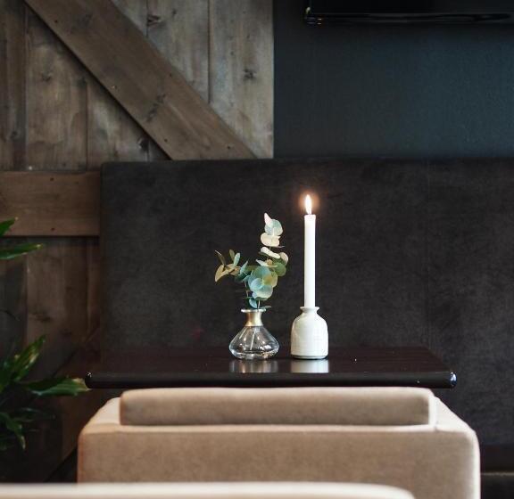 Brattvåg Fjordhotell