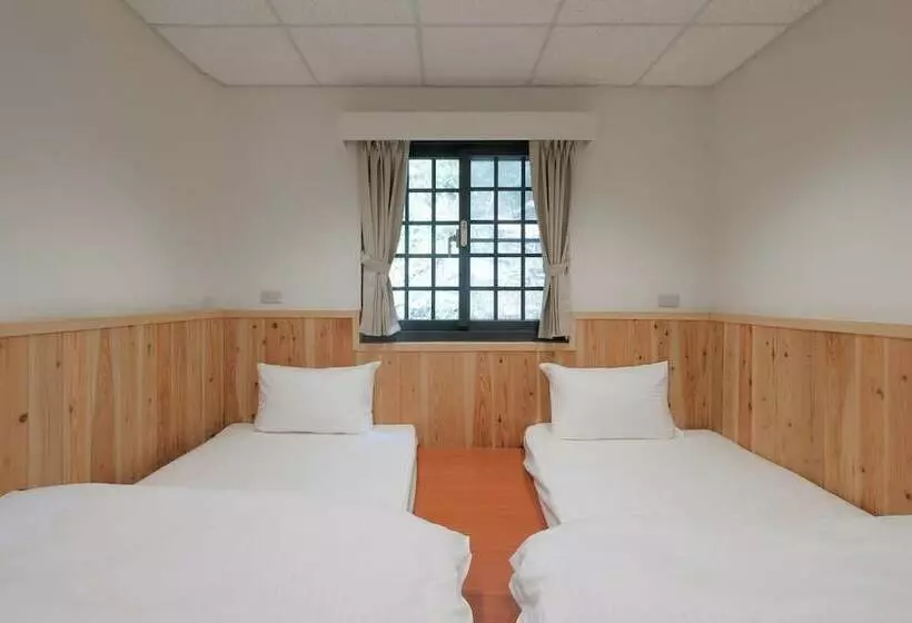 هتل Guanwu Villa