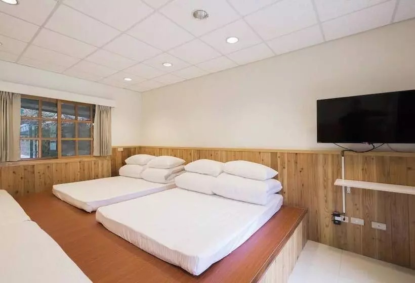 هتل Guanwu Villa