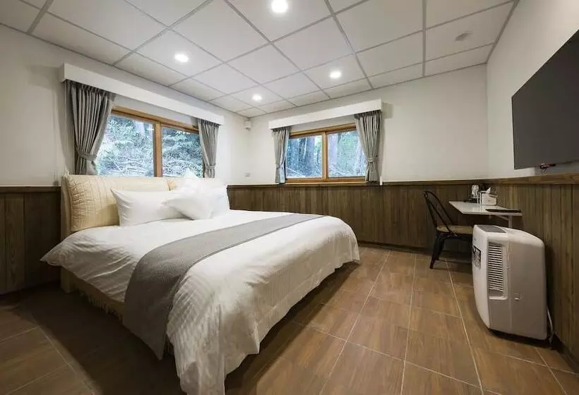هتل Guanwu Villa