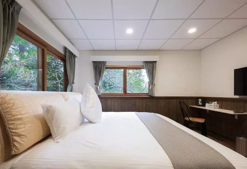 هتل Guanwu Villa