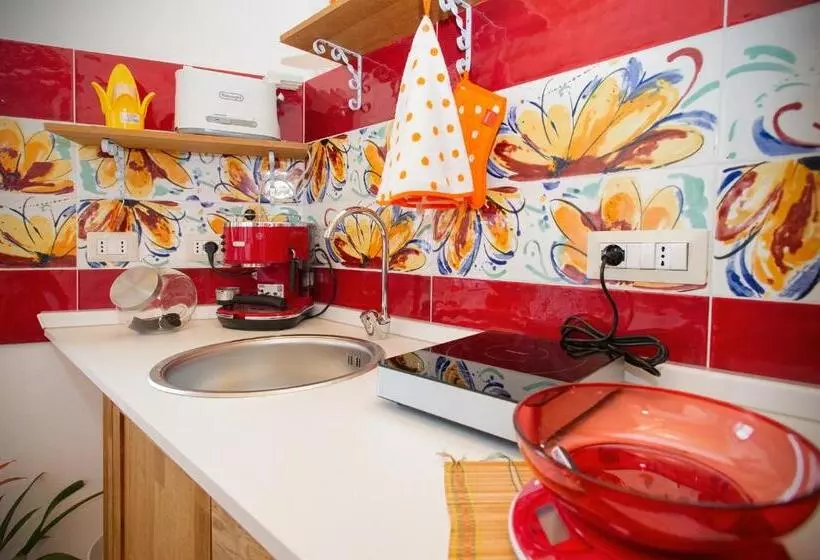 ベッドアンドブレックファースト Holiday Room Sa Tebia