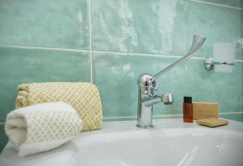 ベッドアンドブレックファースト Holiday Room Sa Tebia