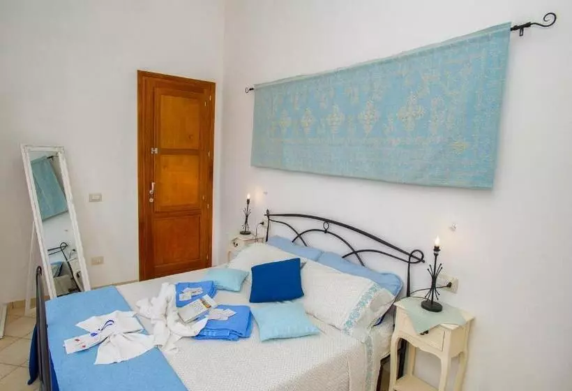 ベッドアンドブレックファースト Holiday Room Sa Tebia