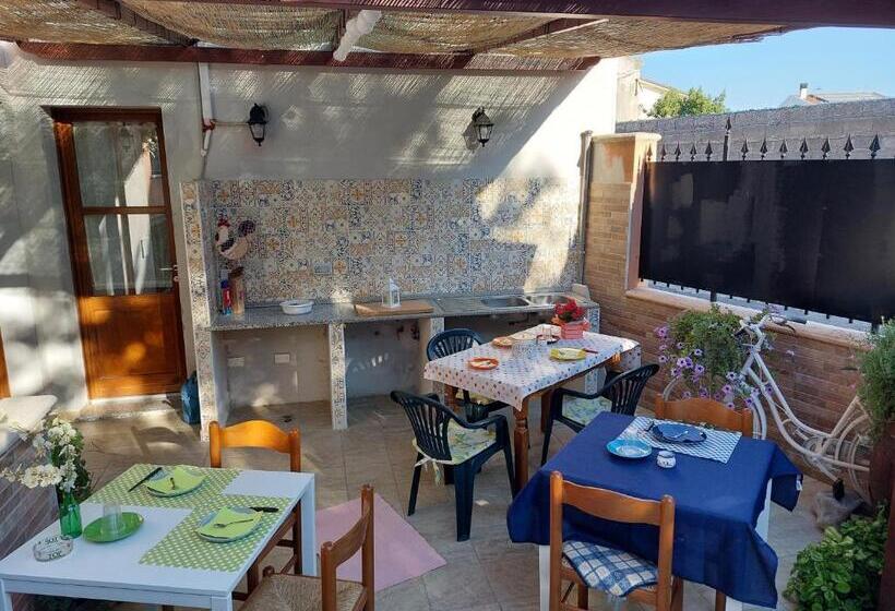 ベッドアンドブレックファースト Holiday Room Sa Tebia