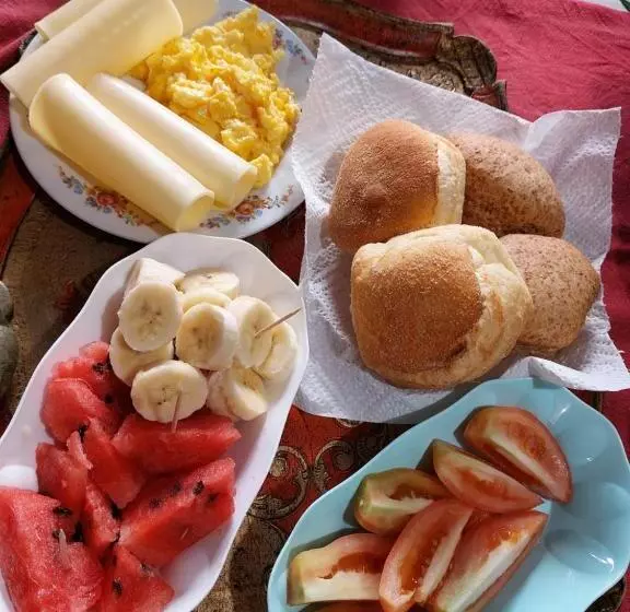 ベッドアンドブレックファースト Holiday Room Sa Tebia