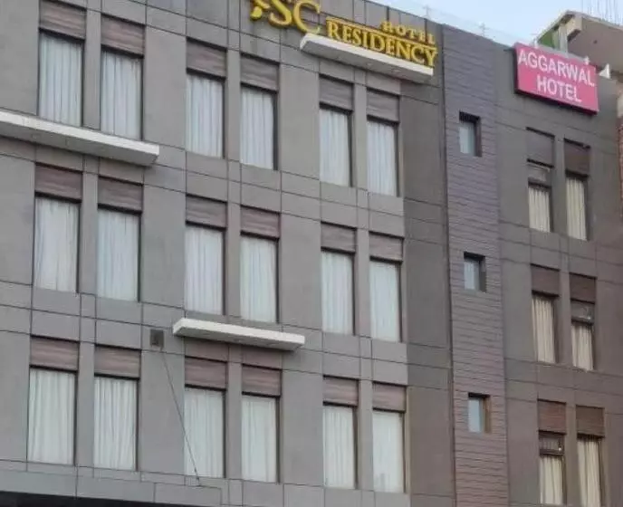 هتل S C Residency