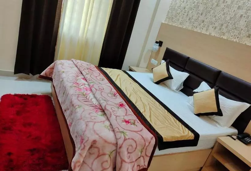 Utsav Hotel Jollygrant