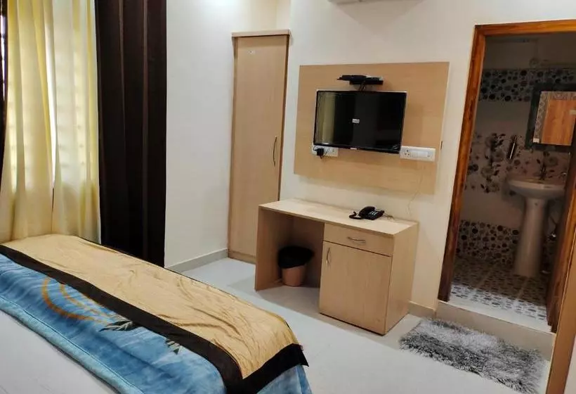 Utsav Hotel Jollygrant