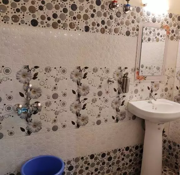 Utsav Hotel Jollygrant