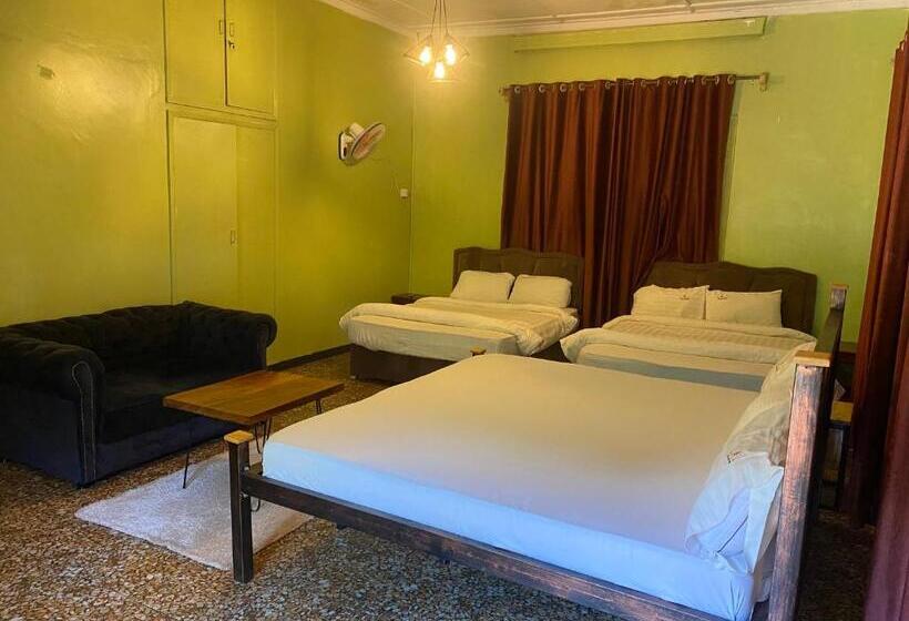 پانسیون Afro Smiles