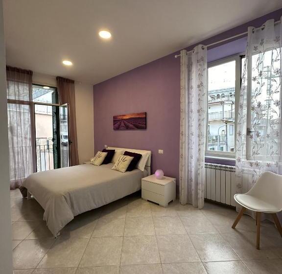 פנסיון The Flower Garden