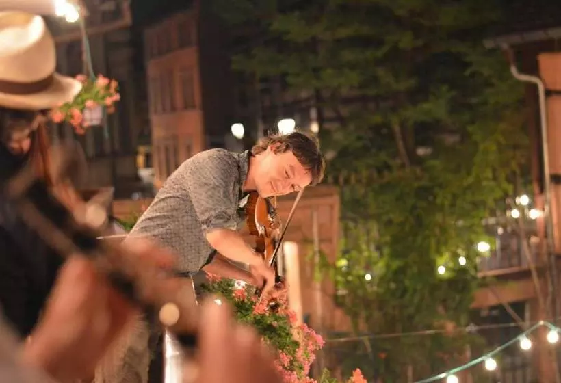 Chez Cecile Bed And Breakfast Chez Le Vigneron