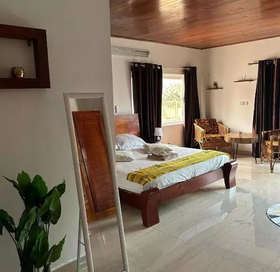 تختخواب و صبحانه L'oasis Guesthouse