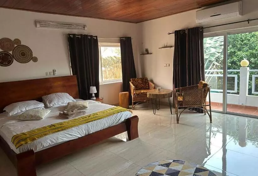 تختخواب و صبحانه L'oasis Guesthouse