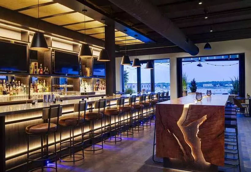 Hotelli Canopy By Hilton Portland Waterfront