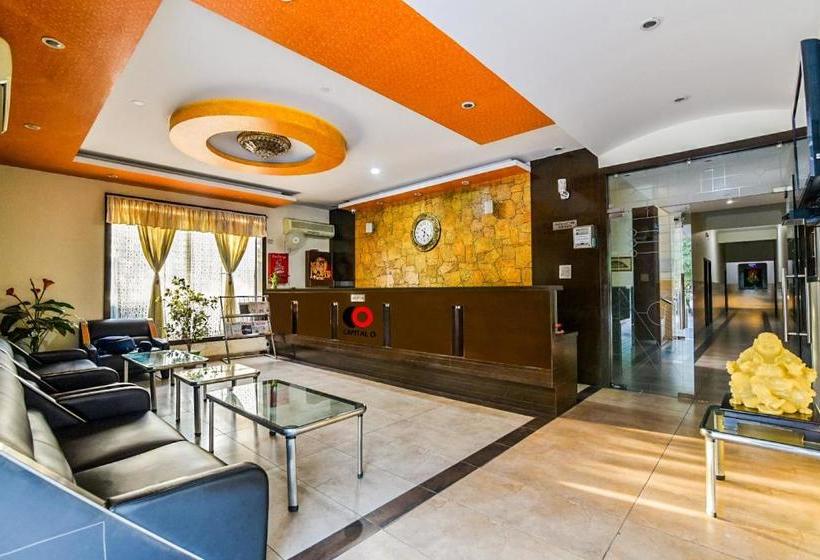 酒店 Capital O 38083 Vyas  Grand Metro