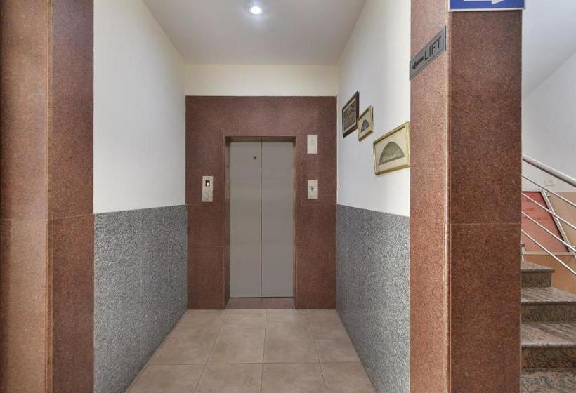 酒店 Capital O 38083 Vyas  Grand Metro