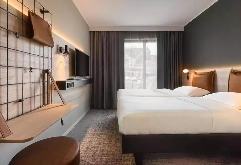 ホテル Moxy Dresden Neustadt