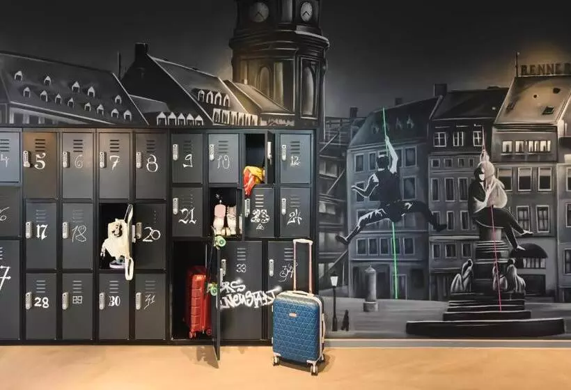 ホテル Moxy Dresden Neustadt