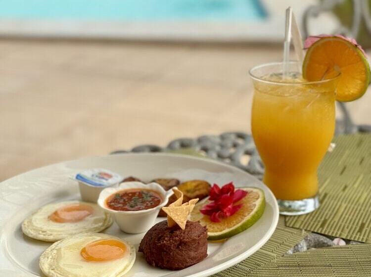 هتل Paradise Surf