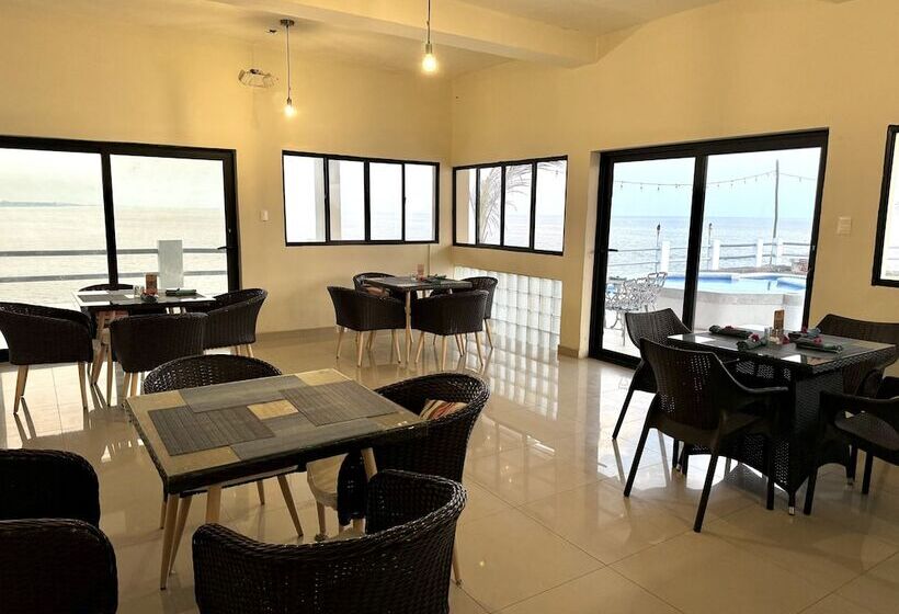 هتل Paradise Surf