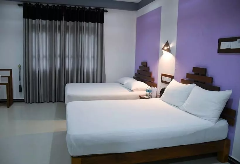 Hotelli Pinnacle Villa