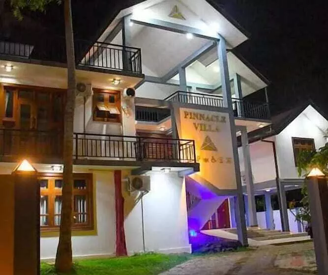 Hotelli Pinnacle Villa