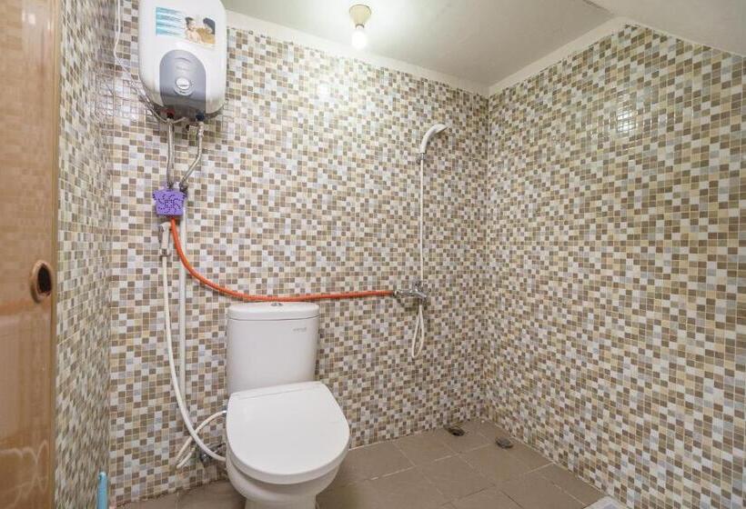 Hotel Reddoorz @ Jalan Demang Lebar Raya Palembang