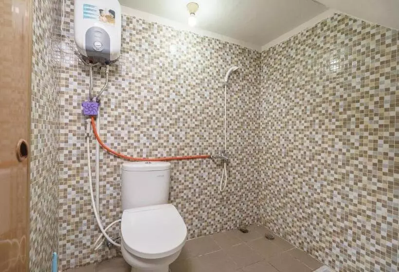 Hotelli Reddoorz @ Jalan Demang Lebar Raya Palembang