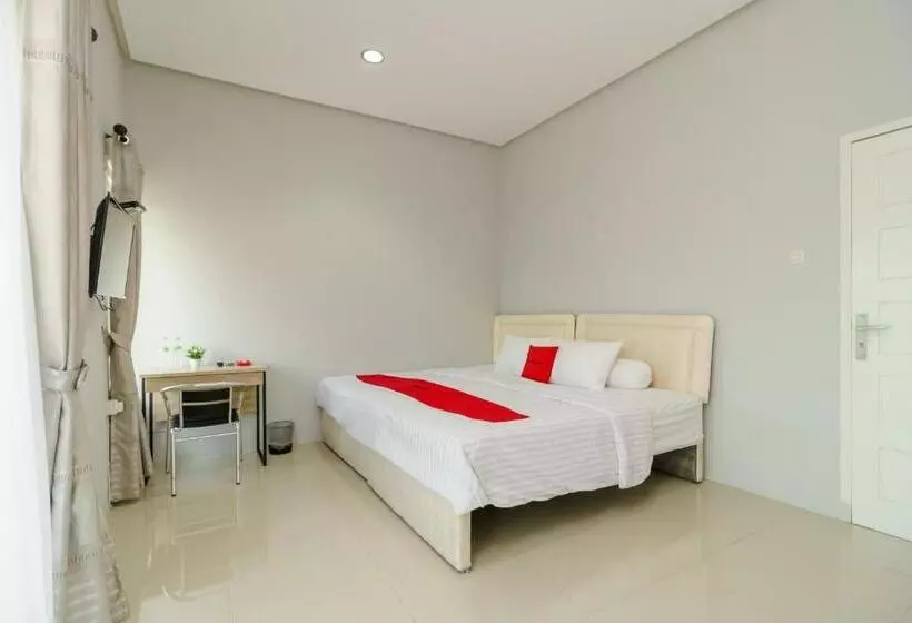 Hotelli Reddoorz @ Jalan Demang Lebar Raya Palembang