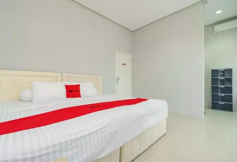 Hotelli Reddoorz @ Jalan Demang Lebar Raya Palembang