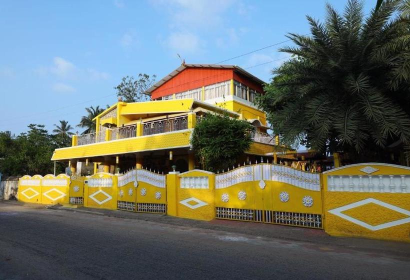 בית מלון כפרי Royal House