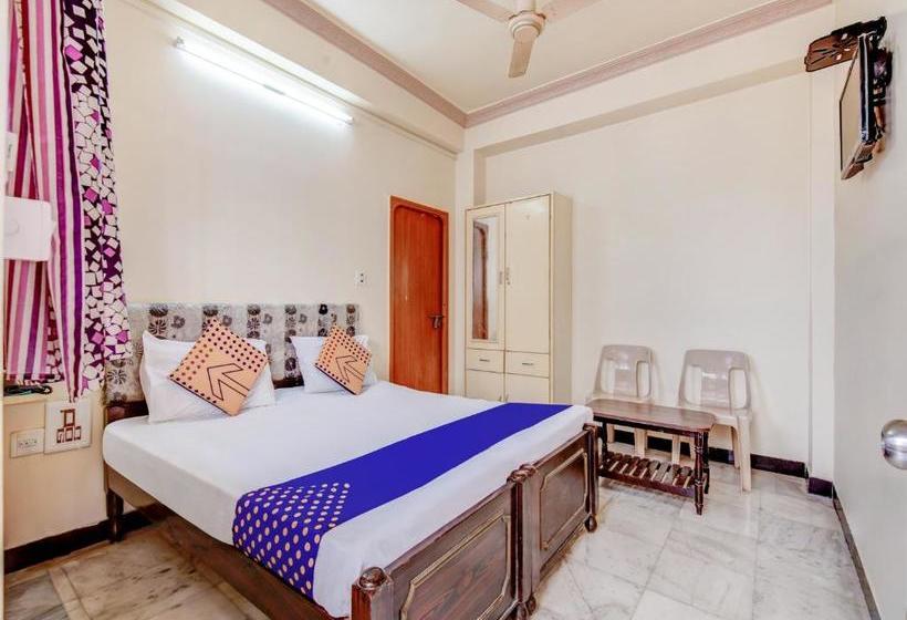 Hotel Spot On 75636 Omkar Lodge