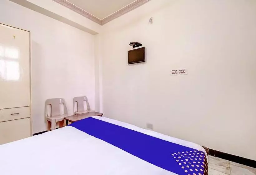 ホテル Spot On 75636 Omkar Lodge