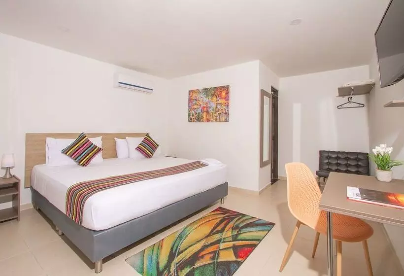 ホテル Vanguardia Natural