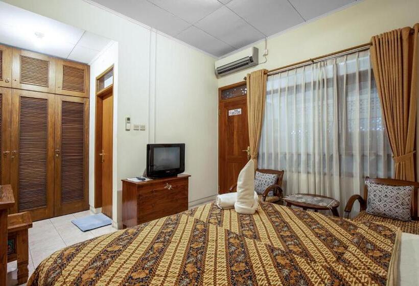 Pension Sekararum Butik Syariah Guesthouse