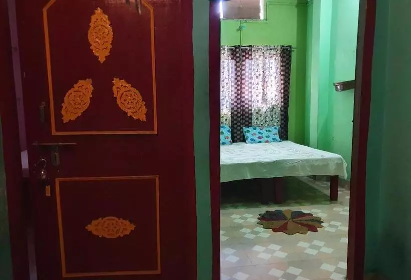 ペンション Vaishnavi Guesthouse