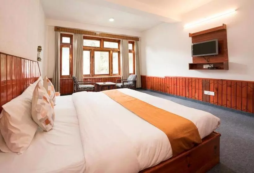 استراحتگاه The Village Manali Café, Bar & Bistro