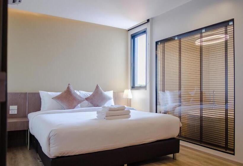 The Rise Suites Hotel, Chiang Mai Sha Extra Plus