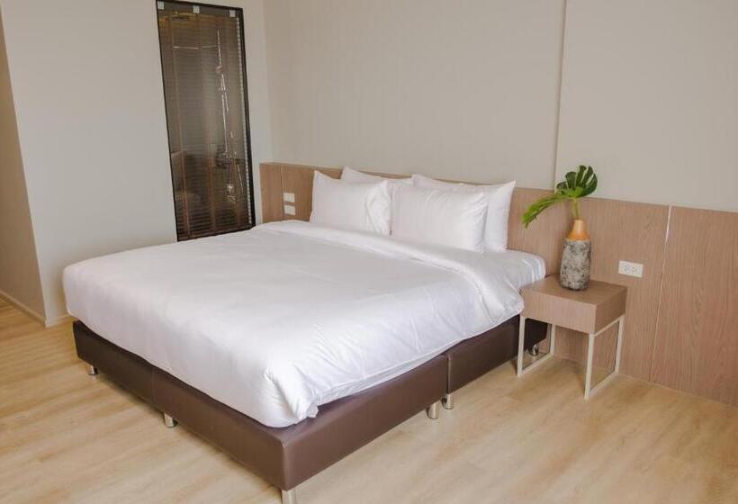 The Rise Suites Hotel, Chiang Mai Sha Extra Plus