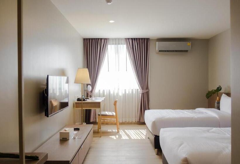 The Rise Suites Hotel, Chiang Mai Sha Extra Plus